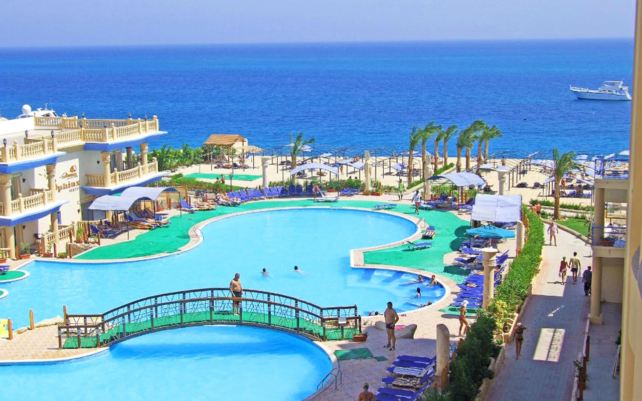 Sphinx Aqua Park Beach Resort 5*